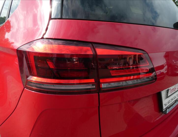 Volkswagen Golf Sportsvan 11