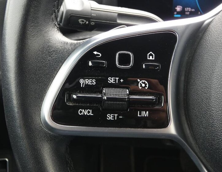 Mercedes-Benz Třídy A Sedan / Limuzína 2,0 l 85 kw