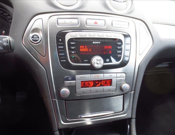 Ford Mondeo Liftback 2,5 l 162 kw