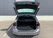 Volkswagen Passat 10