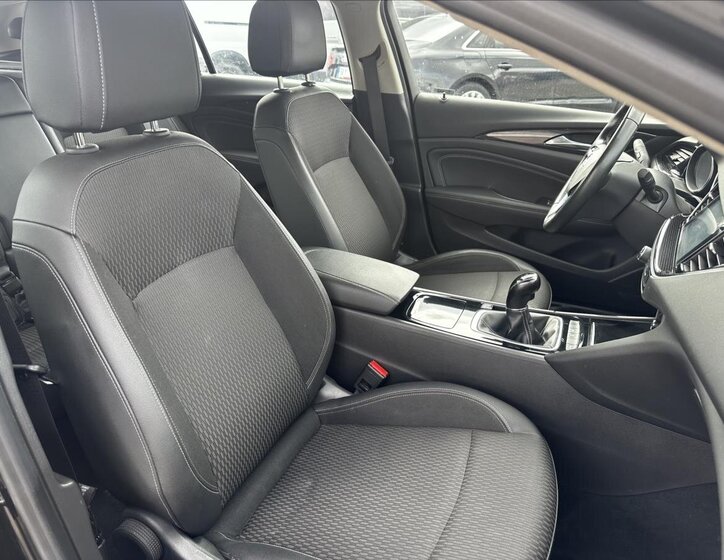 Opel Insignia Kombi 2,0 l 125 kw