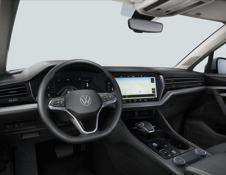 Volkswagen Touareg 6