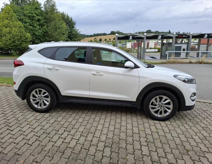 Hyundai Tucson 9
