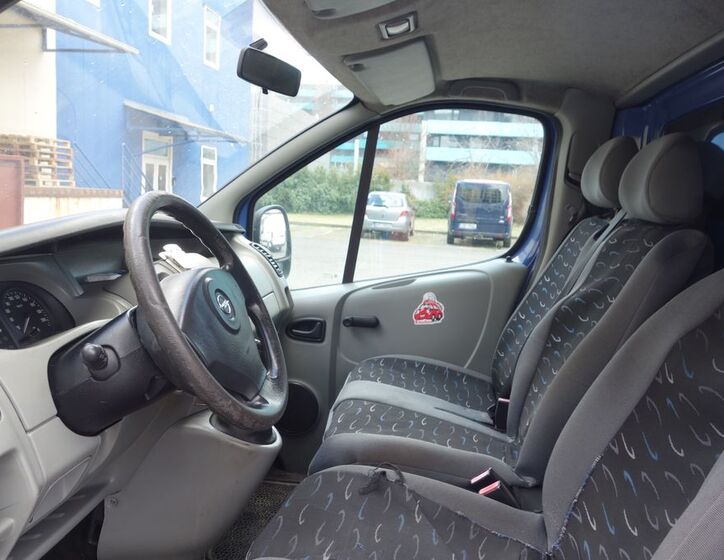 Opel Vivaro 20
