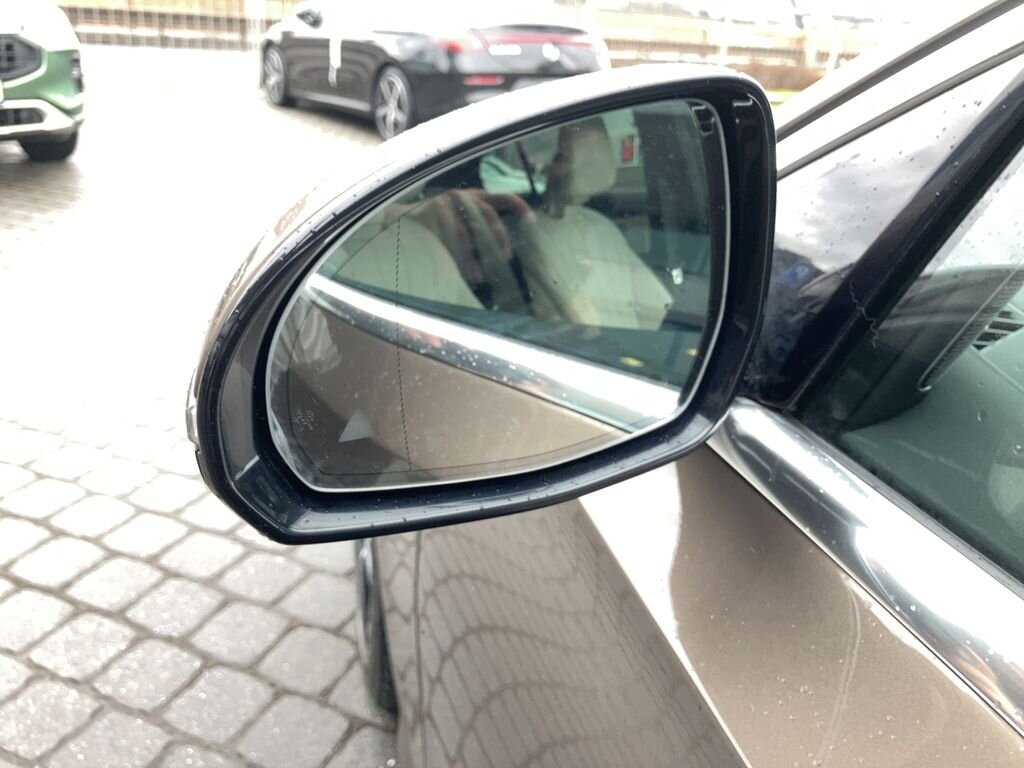 Mercedes-Benz Třídy E Sedan / Limuzína 2,0 l 290 kw