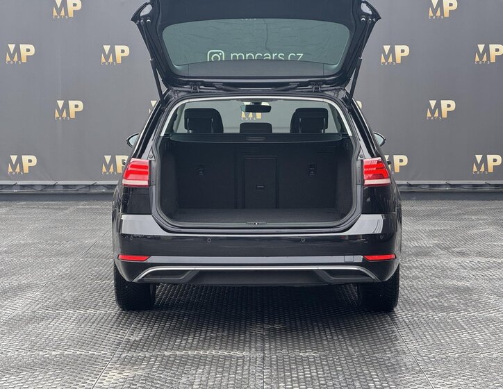 Volkswagen Golf Kombi 1,6 l 85 kw