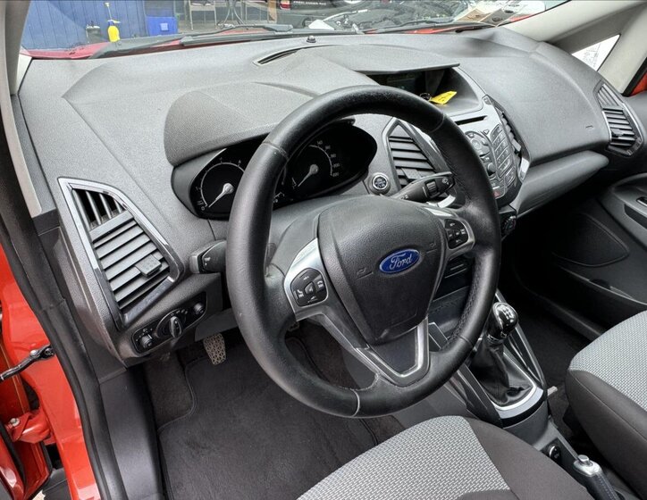 Ford EcoSport MPV 1,5 l 88 kw