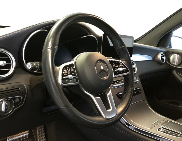 Mercedes-Benz GLC 19