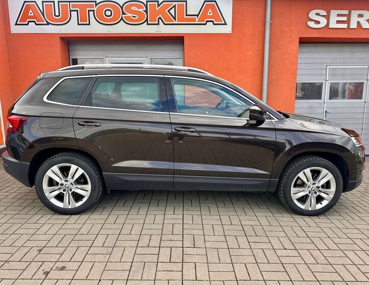 Škoda Karoq SUV / Terénní 2,0 l 110 kw