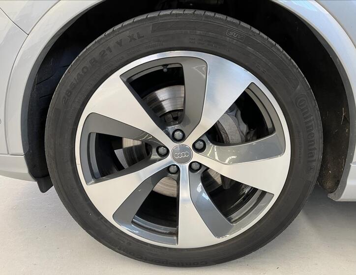 Audi Q7 34