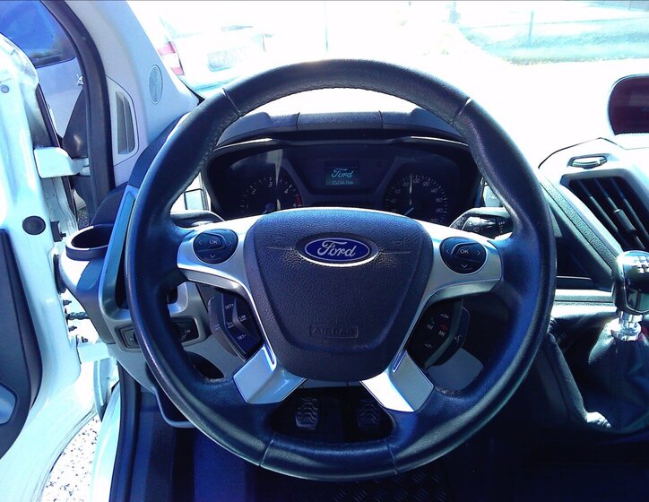 Ford Transit MPV 2,2 l 74 kw