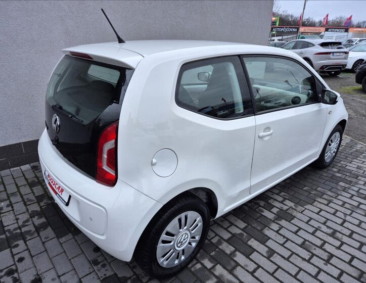 Volkswagen up! 6