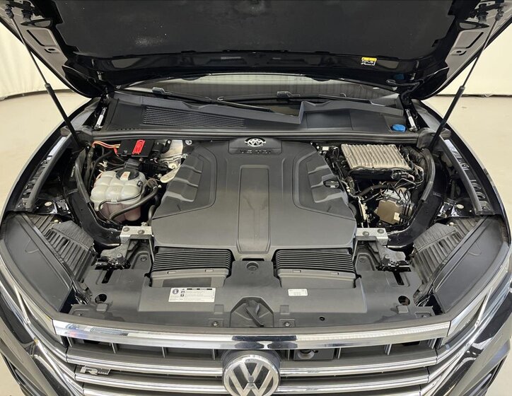 Volkswagen Touareg SUV 3,0 l 210 kw