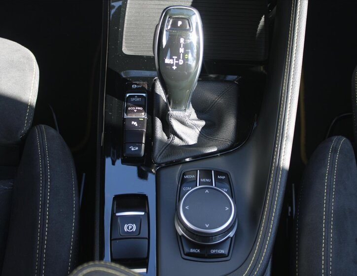 BMW X2 SUV / Terénní 2,0 l 140 kw