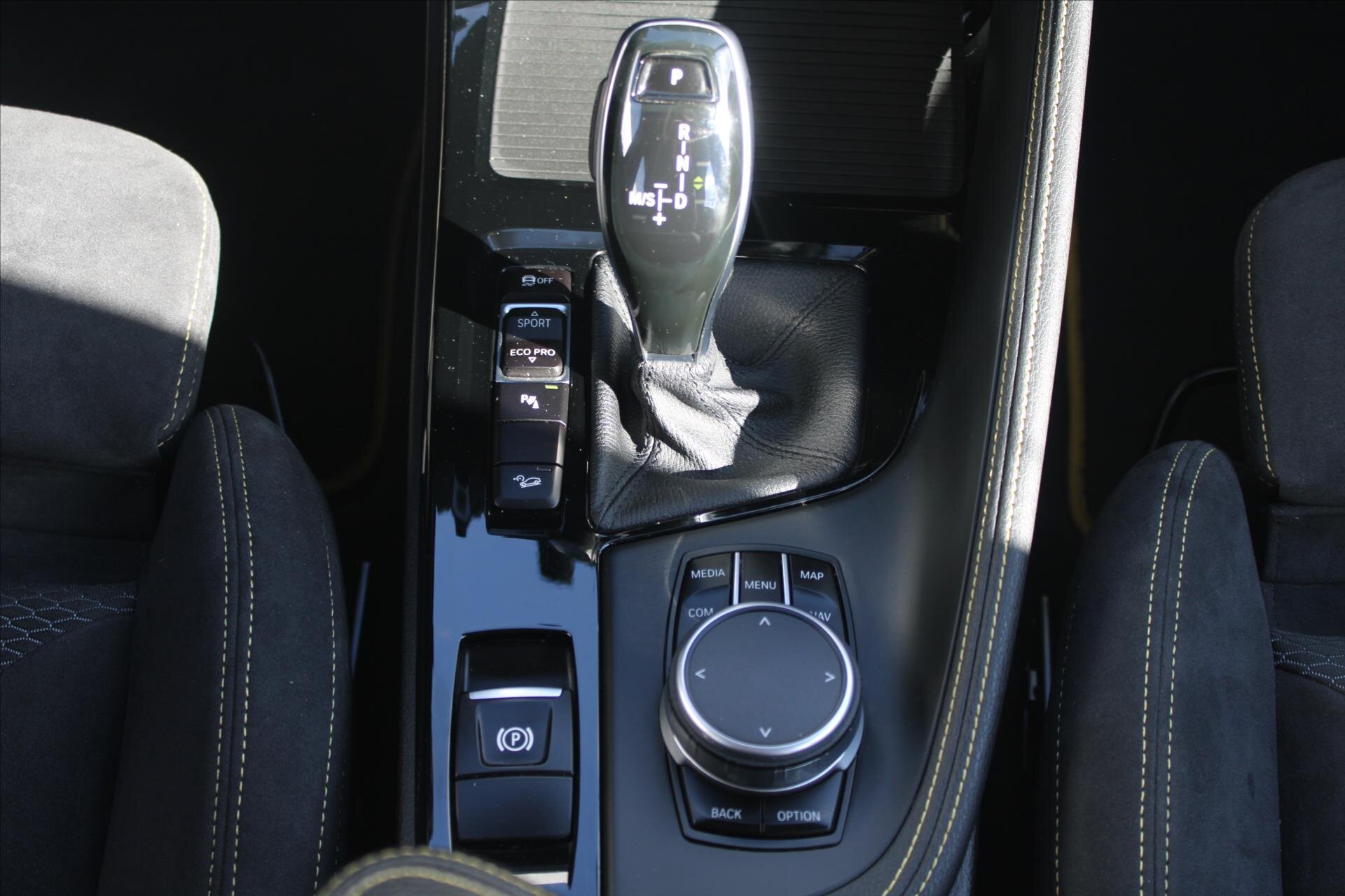 BMW X2 SUV / Terénní 2,0 l 140 kw