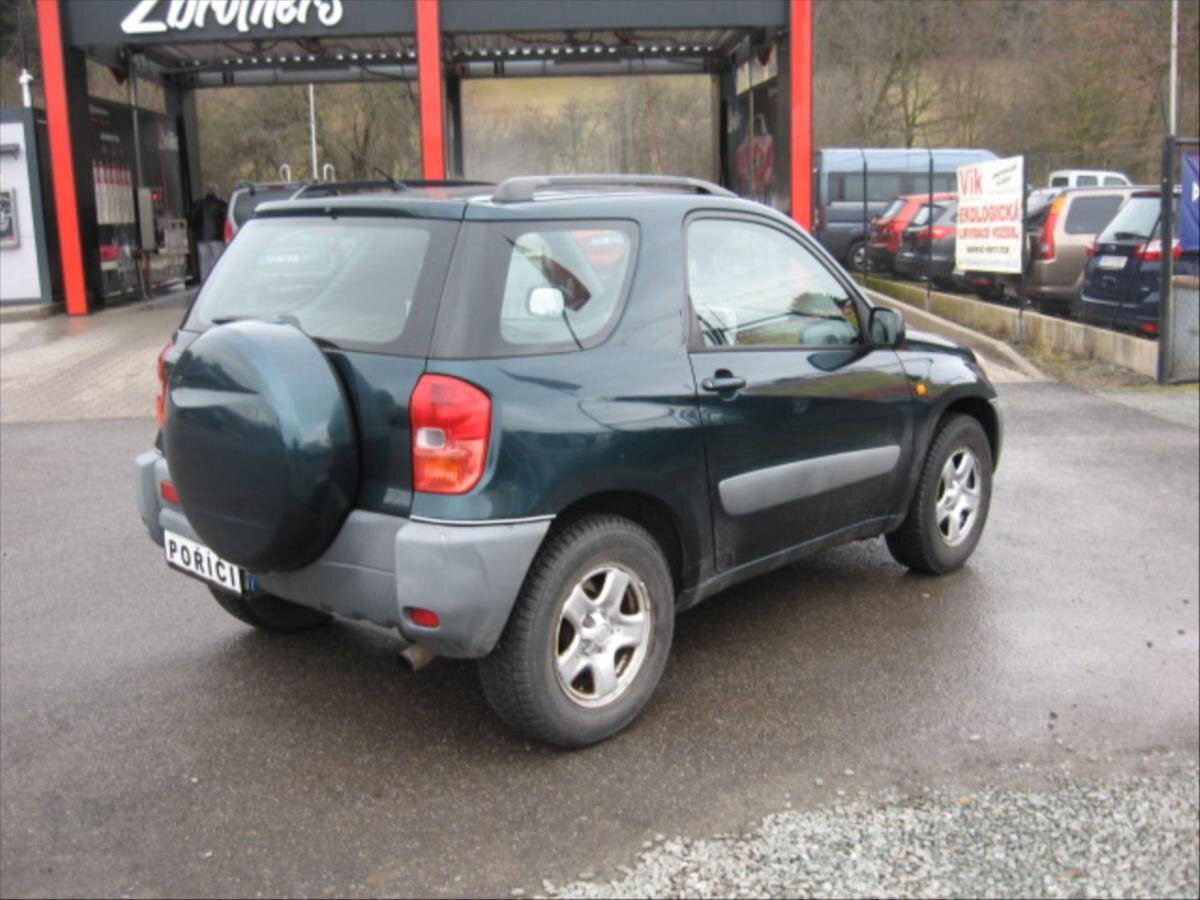 Toyota RAV4 Kombi 1,8 l 92 kw