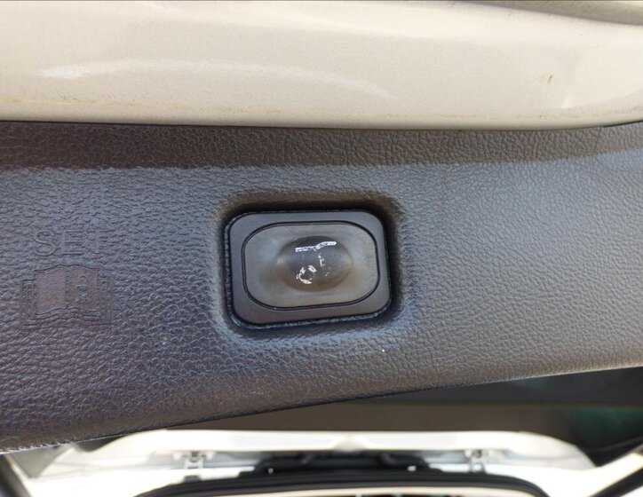 Ford S-MAX MPV 2,0 l 110 kw