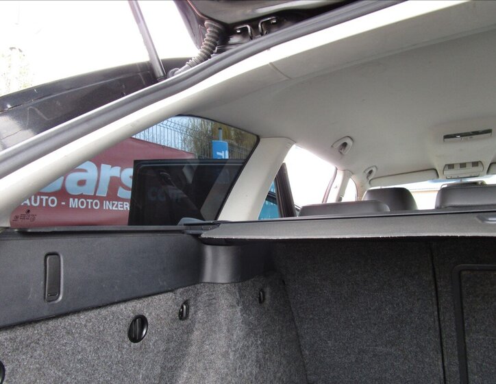 Škoda Octavia Kombi 2,0 l 103 kw