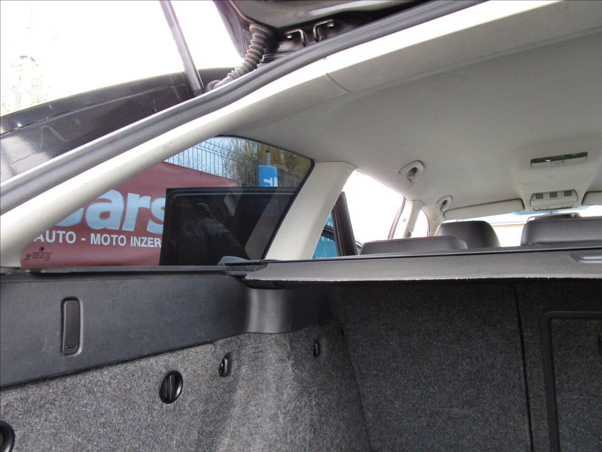 Škoda Octavia Kombi 2,0 l 103 kw