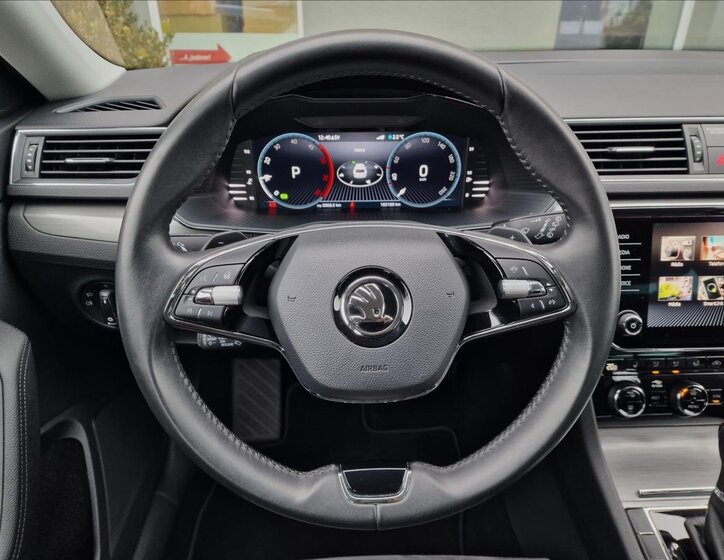 Škoda Superb Kombi 2,0 l 110 kw