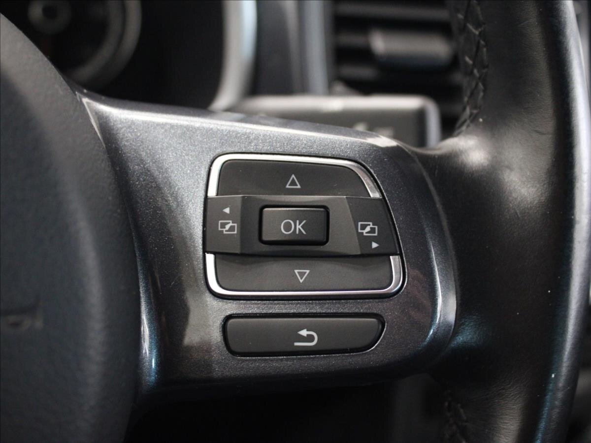 Volkswagen Beetle Hatchback 1,2 l 77 kw