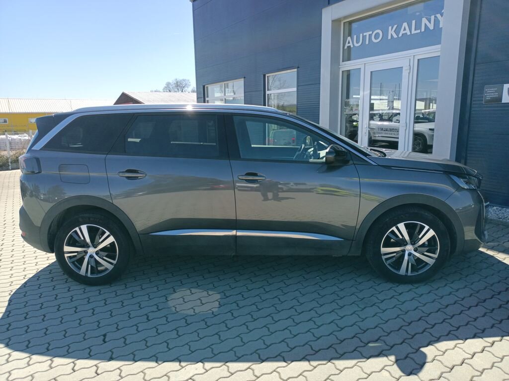 Peugeot 5008 SUV / Terénní 1,5 l 96 kw