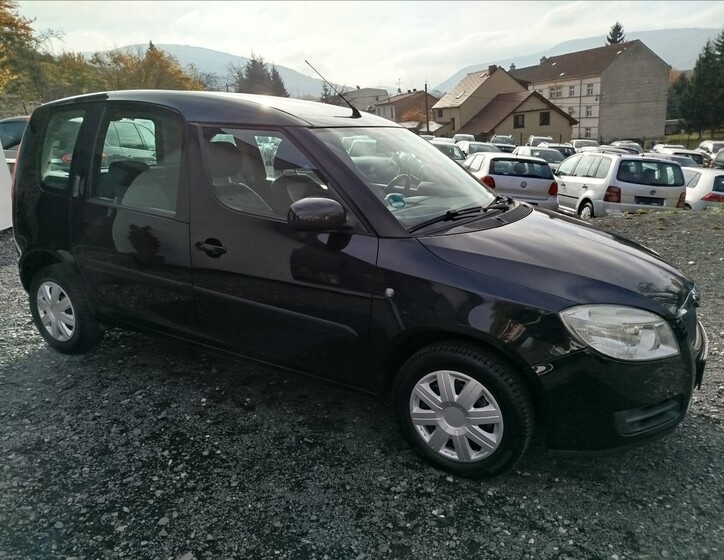 Škoda Roomster 8
