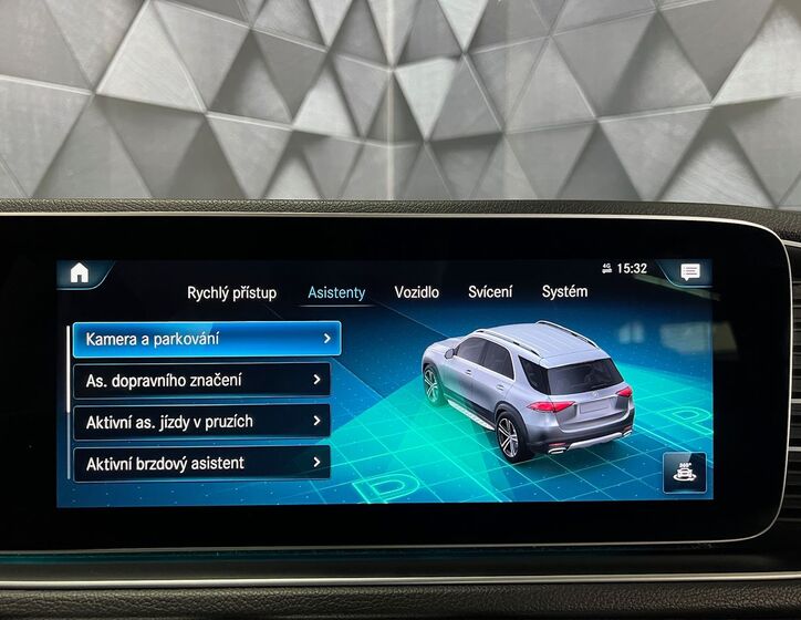 Mercedes-Benz GLE 18