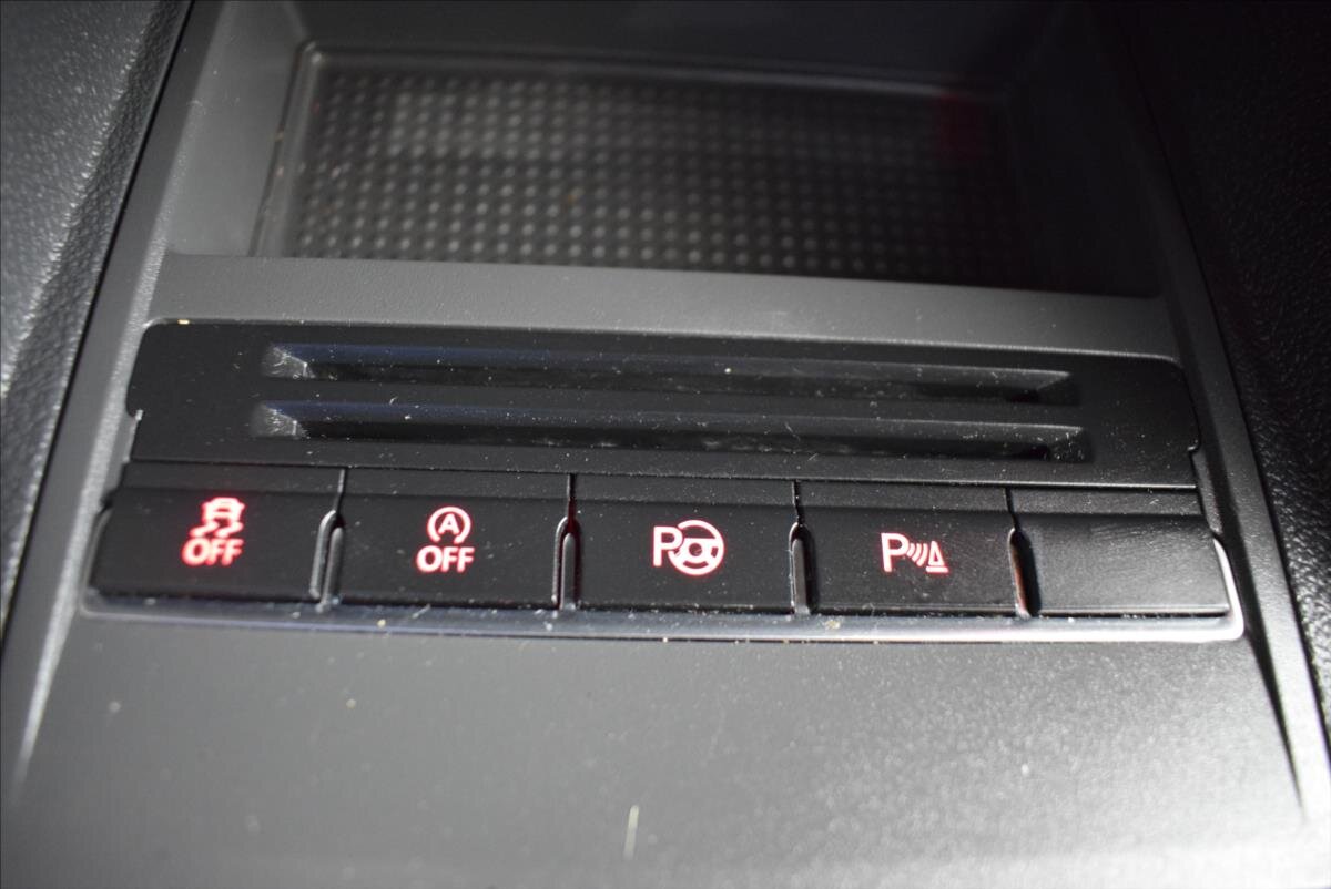 Volkswagen Touran MPV 2,0 l 103 kw