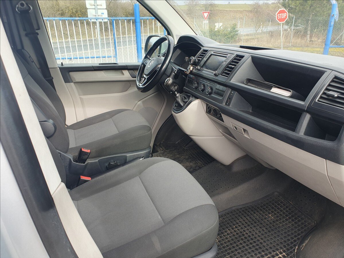 Volkswagen Transporter Kombi 2,0 l 110 kw