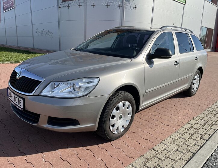 Škoda Octavia Kombi 1,6 l 77 kw