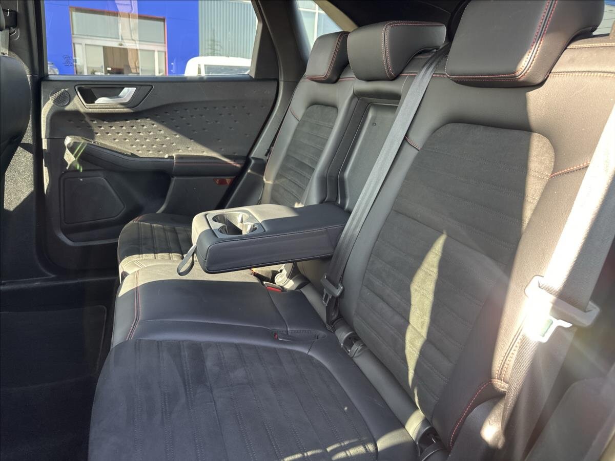 Ford Kuga SUV / Terénní 1,5 l 110 kw