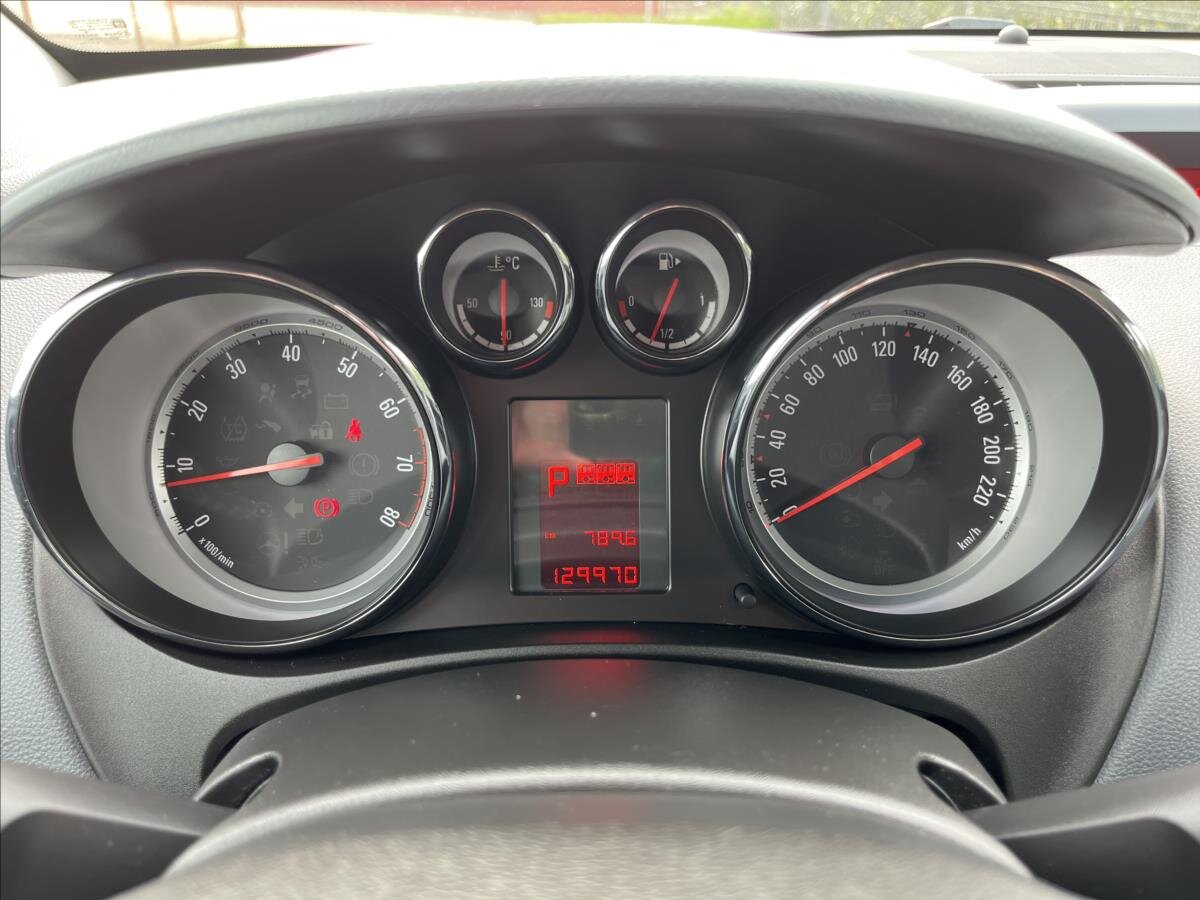 Opel Meriva MPV 1,4 l 88 kw