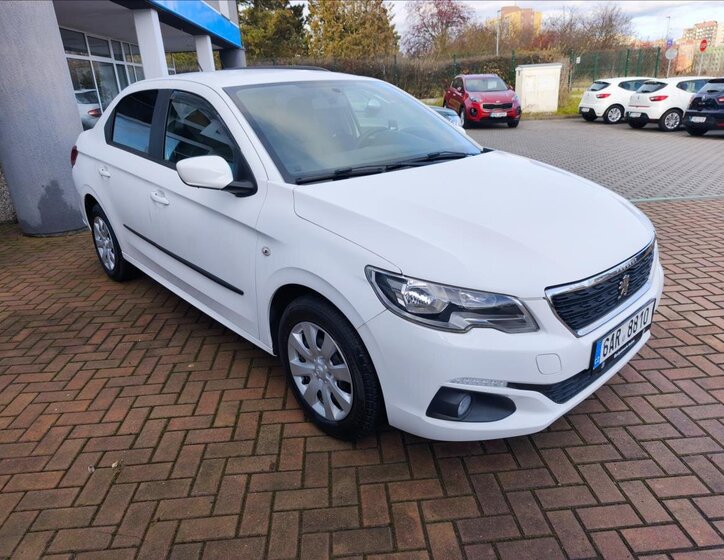 Peugeot 301 Sedan / Limuzína 1,2 l 60 kw