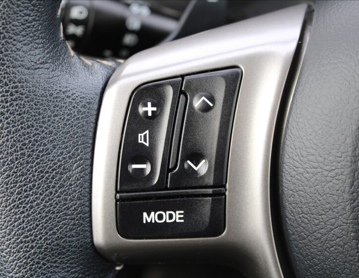 Toyota Yaris Hatchback 1,3 l 73 kw