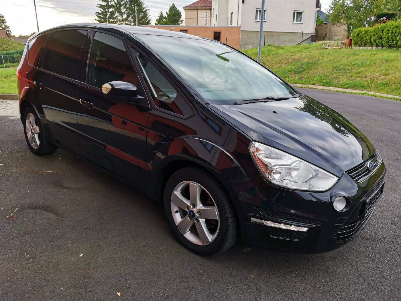 Ford S-MAX