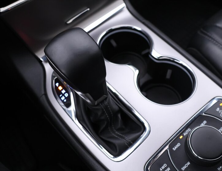 Jeep Grand Cherokee 30