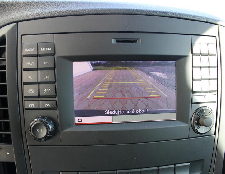 Mercedes-Benz Vito 13