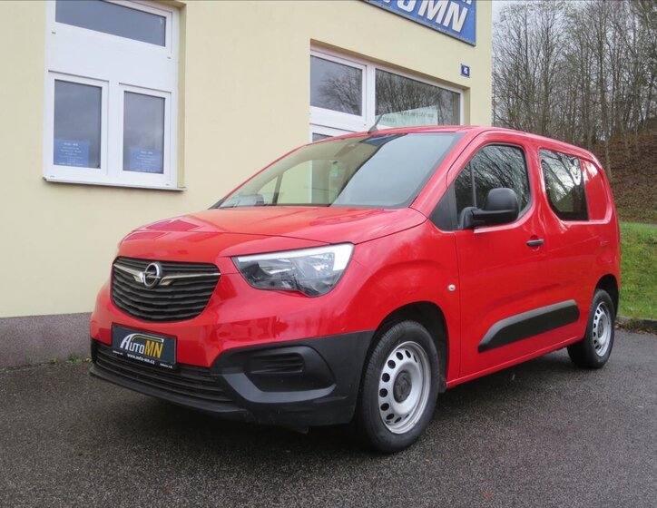 Opel Combo Ostatní 1,2 l 81 kw