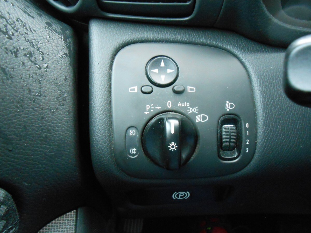 Mercedes-Benz Třídy C Kombi 2,1 l 90 kw