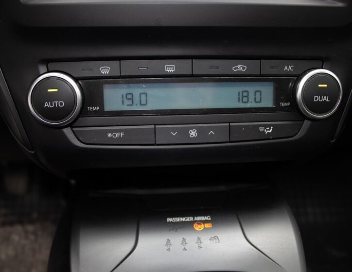 Toyota Avensis Kombi 1,6 l 82 kw