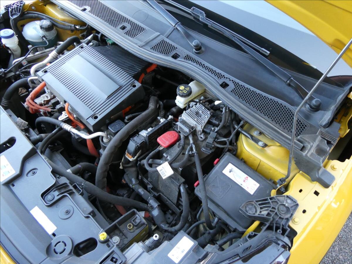 Peugeot 208 Hatchback 0,0 100 kw