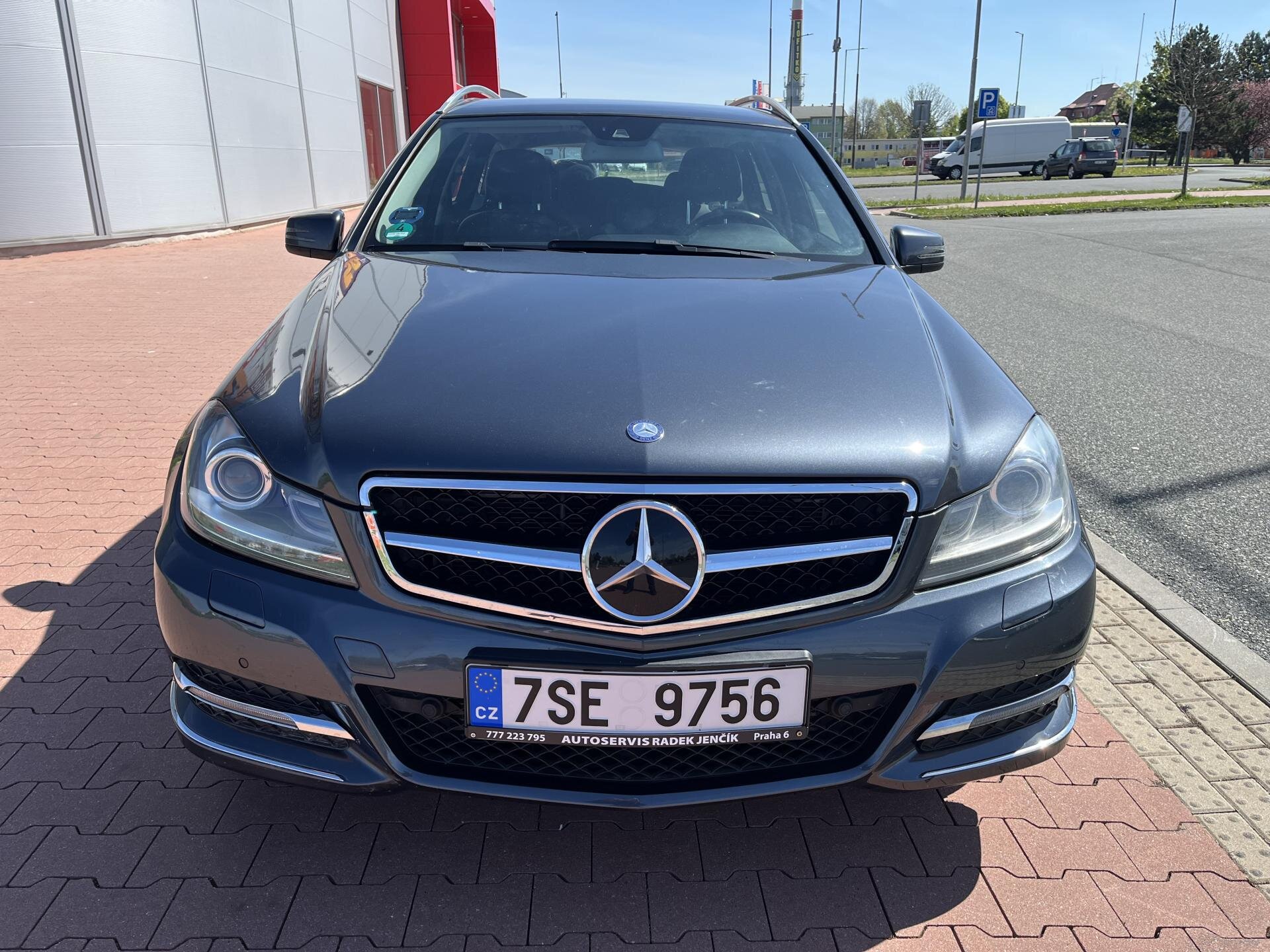 Mercedes-Benz Třídy C Kombi 1,8 l 135 kw