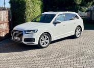 Audi Q7 1