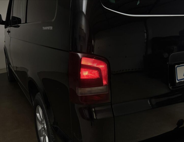 Volkswagen Transporter 23