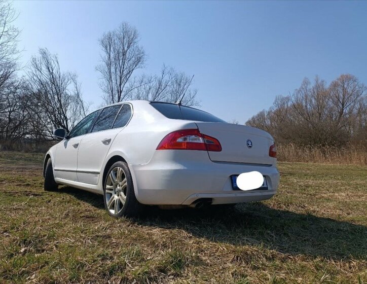 Škoda Superb Sedan / Limuzína 0,0 118 kw