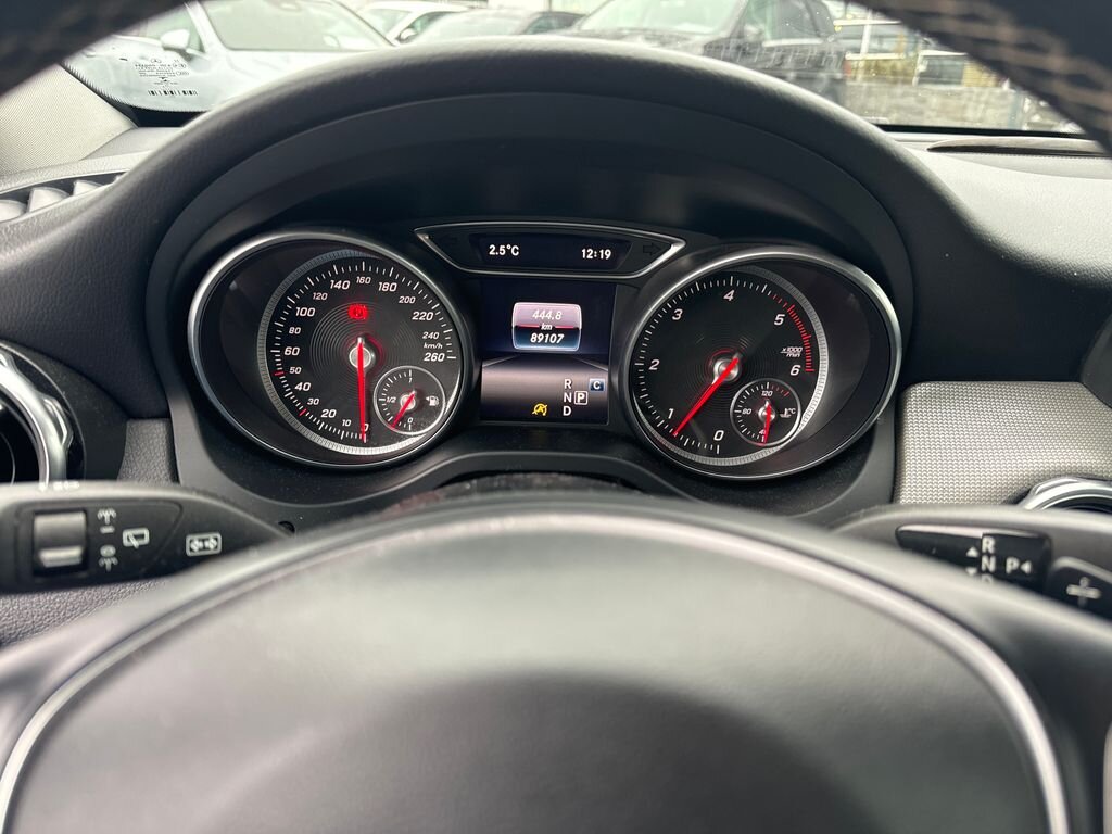 Mercedes-Benz GLA SUV / Terénní 2,1 l 100 kw