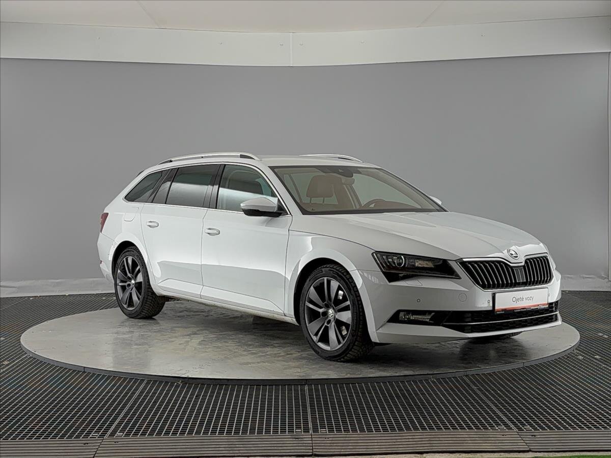 Škoda Superb Kombi 2,0 l 110 kw