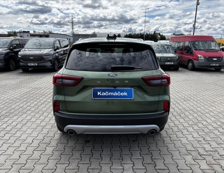 Ford Kuga SUV / Terénní 1,5 l 137 kw