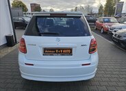 Suzuki SX4 8